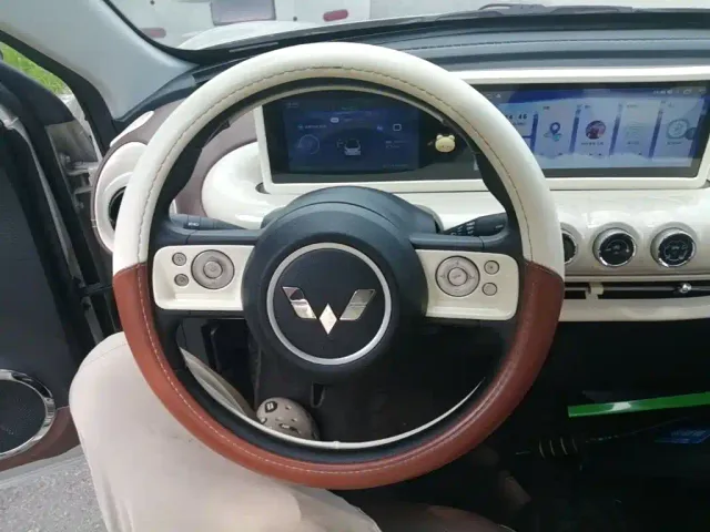 Wuling Bingo — Фото автомобиля 10