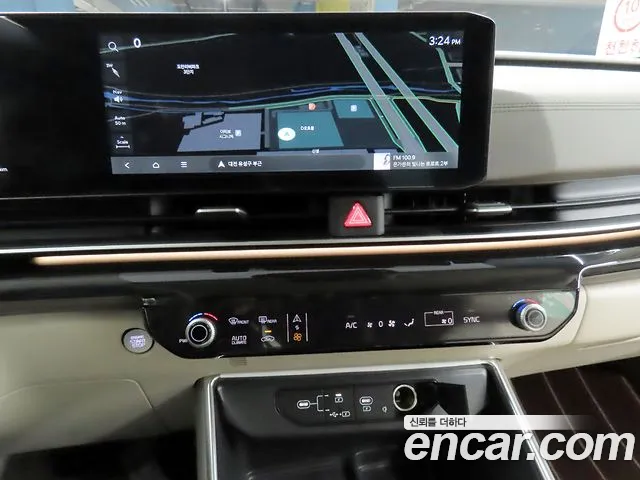 Kia Carnival 4th Gen — Фото автомобиля 16