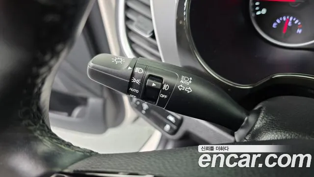 Kia Seltos Seltos Бензин 1.6 турбо 2WD — Фото автомобиля 15