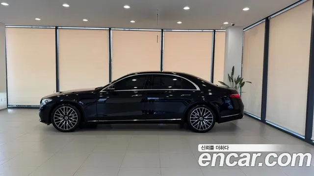 Mercedes-Benz S-Class W223 — Фото автомобиля 13