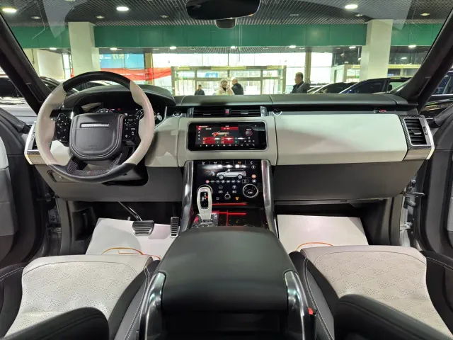 Land Rover Range Rover Sport — Фото автомобиля 10