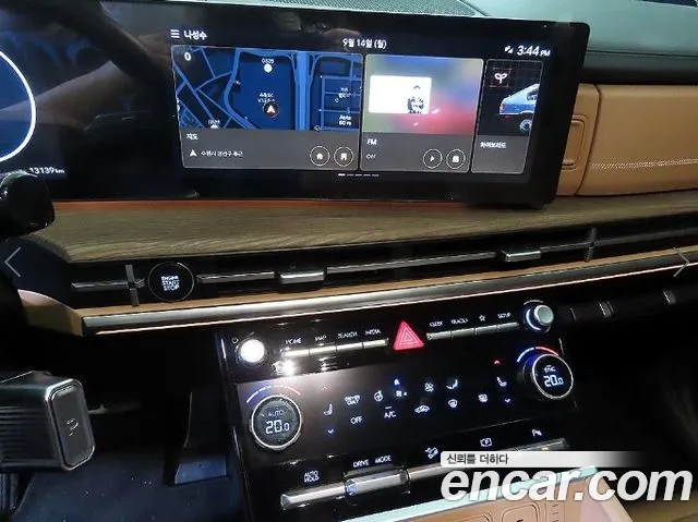 Hyundai Santa Fe MX5 — Фото автомобиля 11
