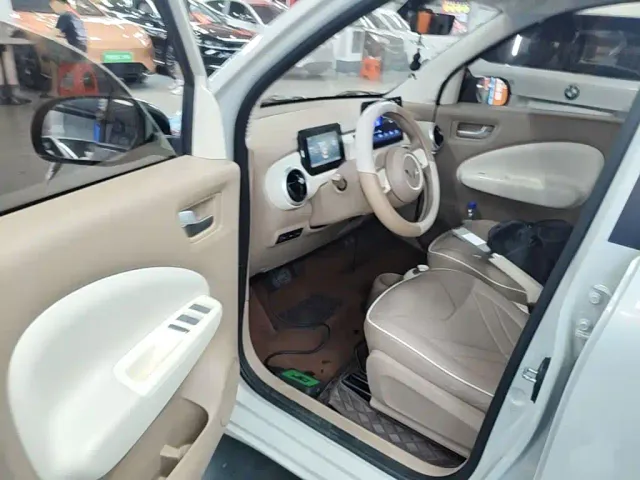 Wuling Hongguang Mini EV — Фото автомобиля 15