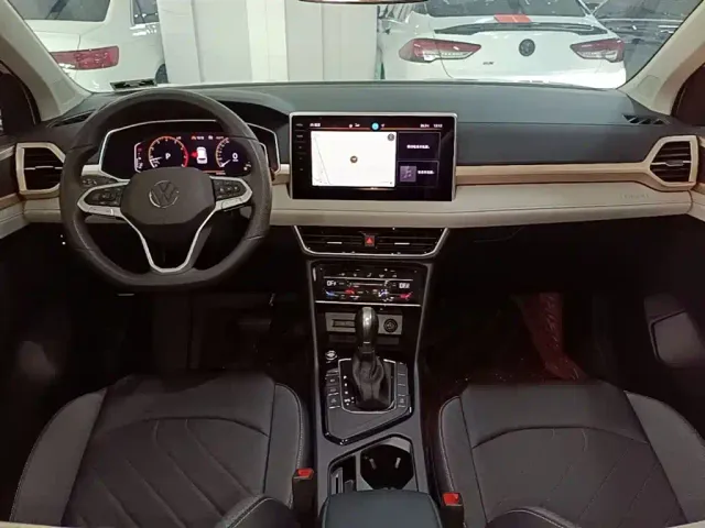 Volkswagen Tharu — Фото автомобиля 9