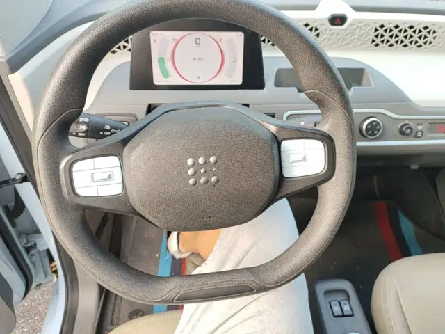 DFSK Mini EV — Фото автомобиля 11