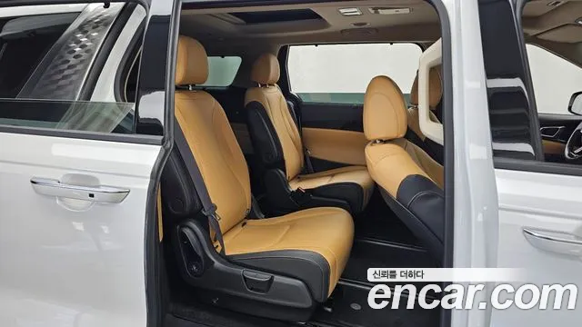 Kia Carnival 4th Gen — Фото автомобиля 12