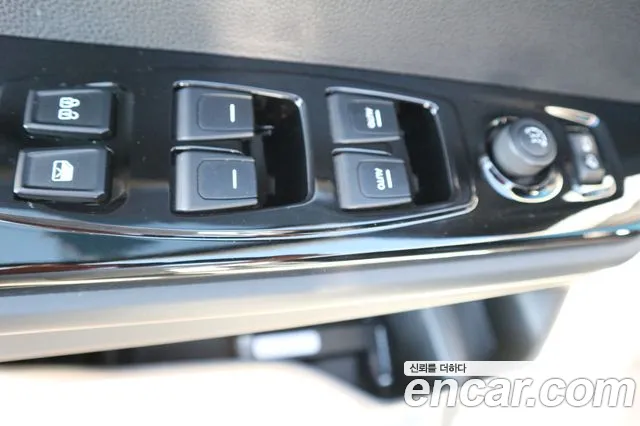 KG_Mobility_Ssangyong Torres Torres Бензин 1.5 2WD — Фото автомобиля 13