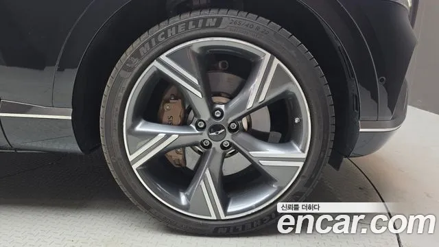 Genesis GV80 — Фото автомобиля 6