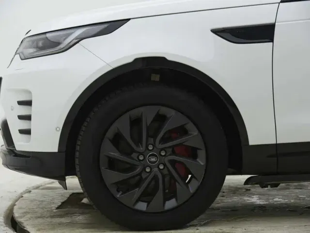 Land Rover Discovery — Фото автомобиля 7