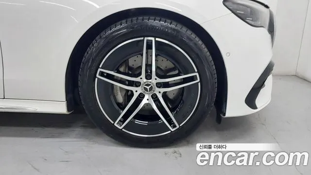 Mercedes-Benz E-Class W214 — Фото автомобиля 5