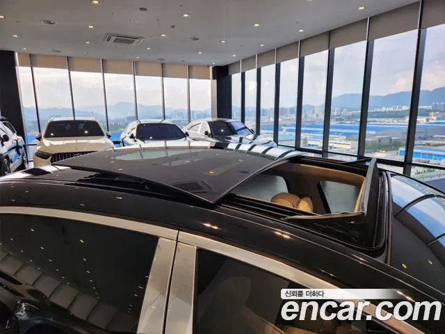 Mercedes-Benz S-Class — Фото автомобиля 11