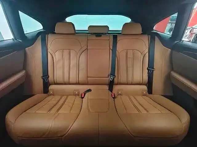 BMW 6 Series Gran Turismo — Фото автомобиля 18