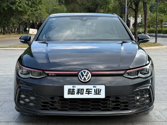 Volkswagen Golf GTI — Фото автомобиля 2