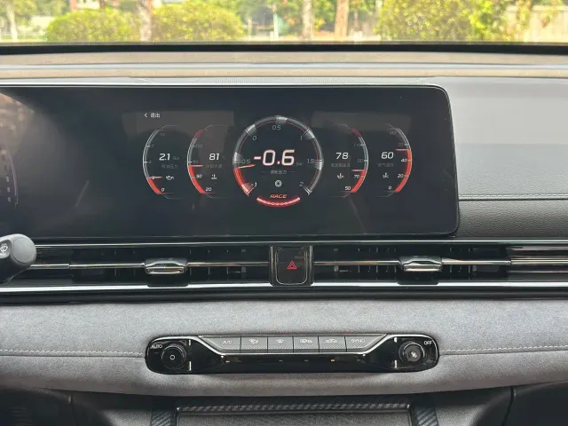 GAC Trumpchi Emkoo — Фото автомобиля 22