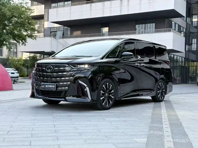 Фотография автомобиля — Toyota Alphard
