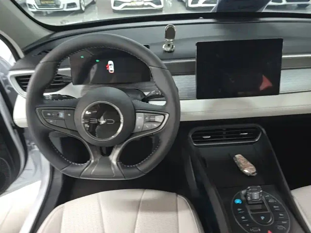 BYD Seal 05 DM-i — Фото автомобиля 6