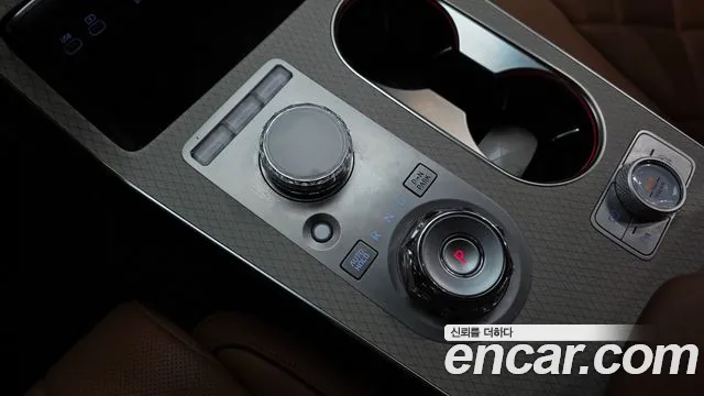 Genesis GV80 — Фото автомобиля 9