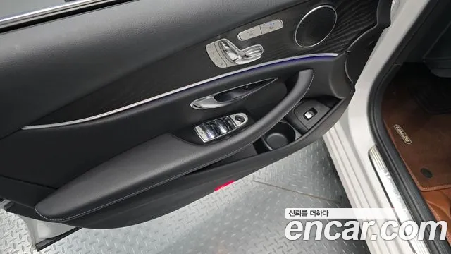 Mercedes-Benz E-Class W213 — Фото автомобиля 23