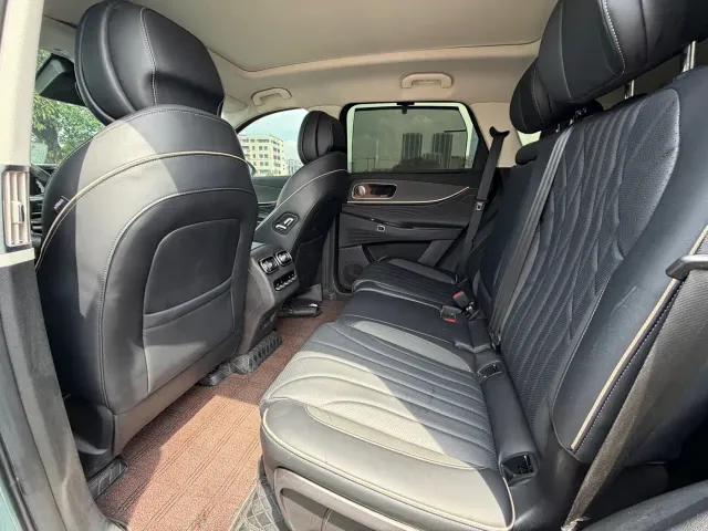 Chery Tiggo 9 — Фото автомобиля 9
