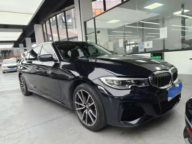 BMW 3 Series — Фото автомобиля 2