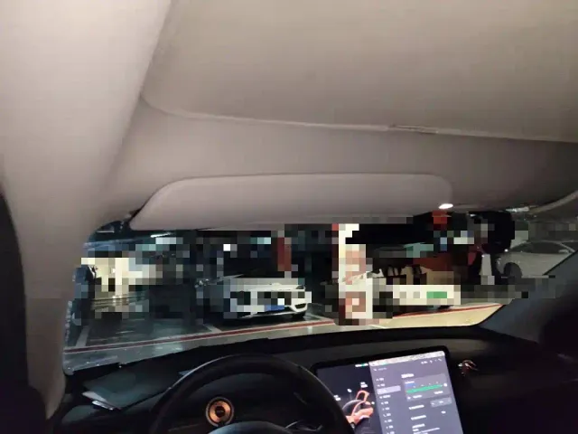 Tesla Model Y — Фото автомобиля 19