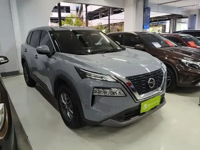 Nissan X-Trail — Фото автомобиля 3