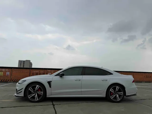 Audi A7L — Фото автомобиля 6