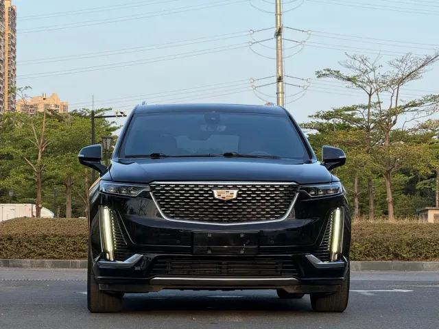 Cadillac XT6 — Фото автомобиля 3