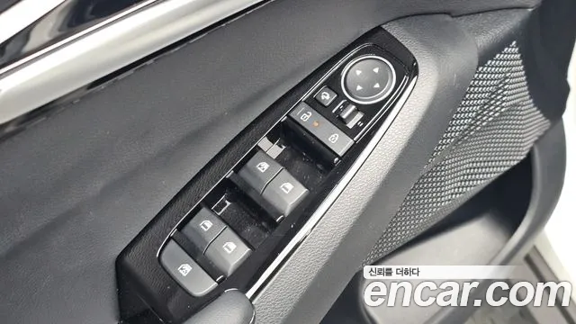 Kia Seltos Бензин 1.6 турбо 2WD — Фото автомобиля 25