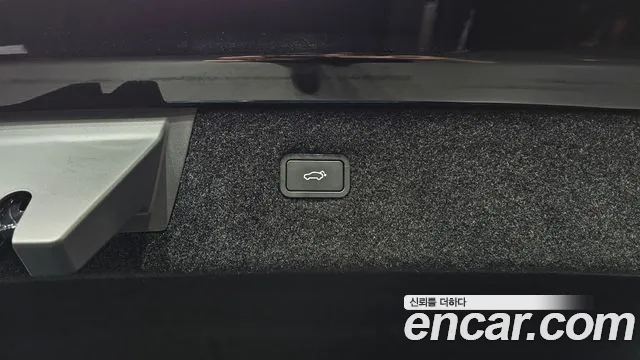 Polestar Polestar 4 — Фото автомобиля 4