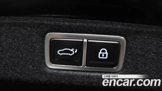 Hyundai Grandeur GN7 — Фото автомобиля 26