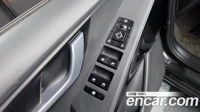 Kia Niro — Фото автомобиля 29