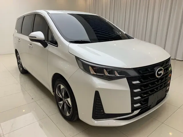 GAC Trumpchi M6 — Фото автомобиля 3