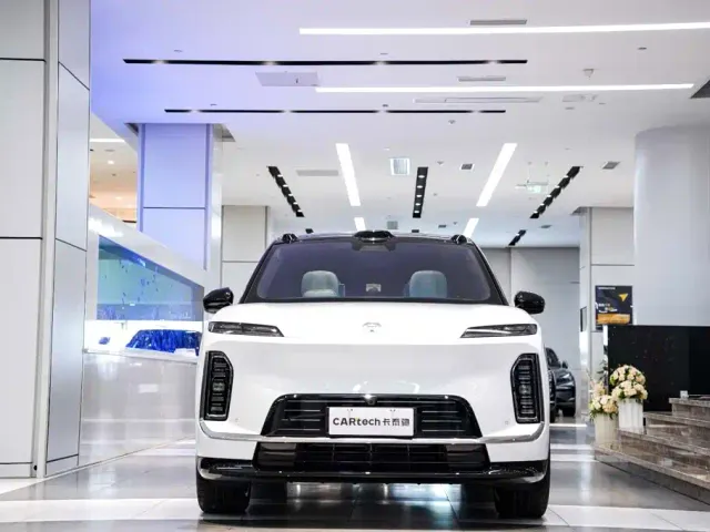 Nio ES9 — Фото автомобиля 4
