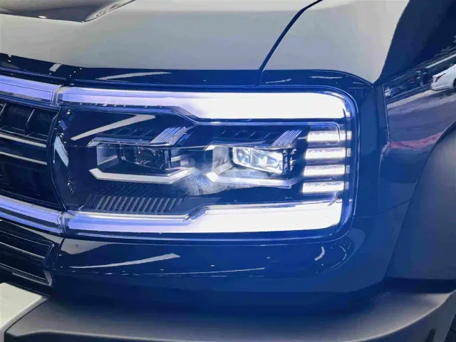 BYD FangChengBao Leopard 5 — Фото автомобиля 12
