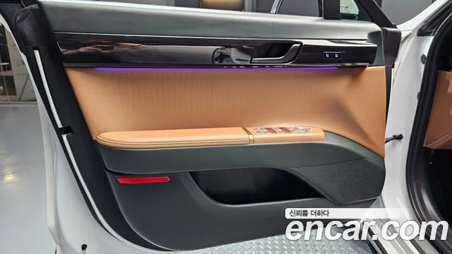 Hyundai Grandeur GN7 — Фото автомобиля 13