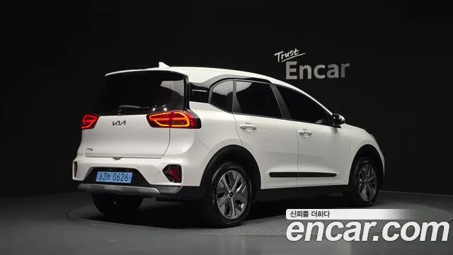 Kia Niro Niro Plus Earth — Фото автомобиля 2