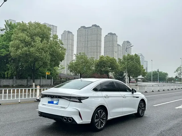 Chery Arrizo 8 — Фото автомобиля 15