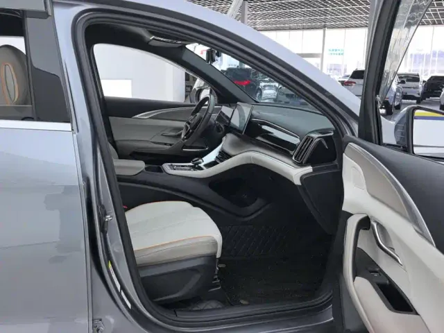 BYD Song Pro — Фото автомобиля 8