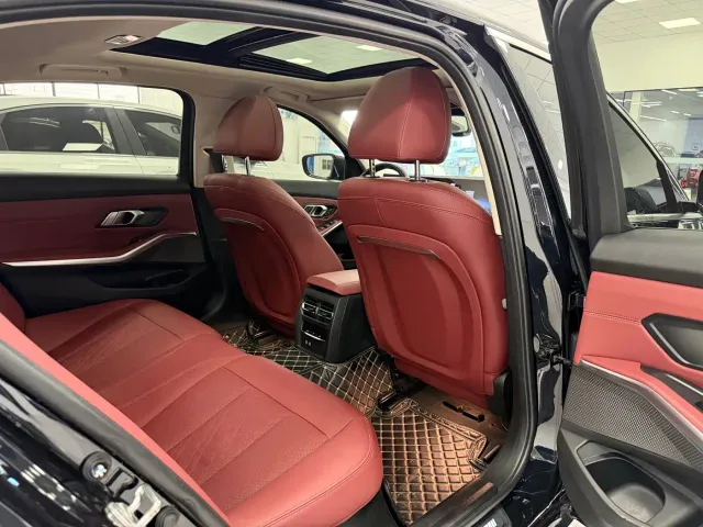 BMW 3 Series — Фото автомобиля 12