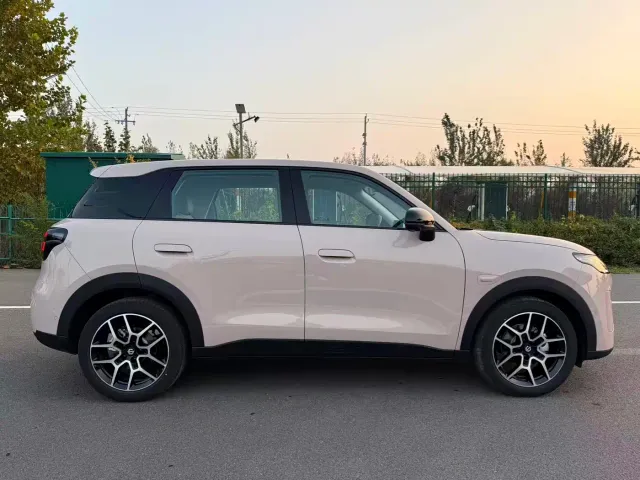 Leapmotor A10 — Фото автомобиля 8