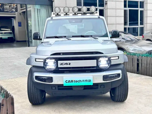 iCAR V23 — Фото автомобиля 2