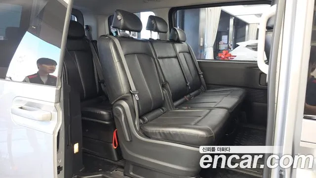 Hyundai Staria — Фото автомобиля 12
