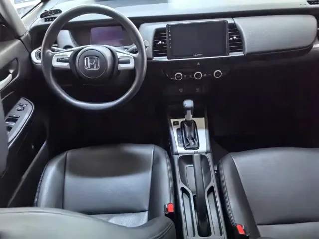 Honda Fit — Фото автомобиля 8
