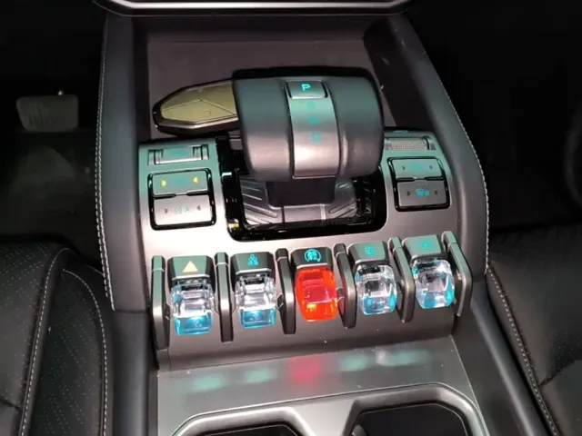 BYD FangChengBao Titanium 3 — Фото автомобиля 13