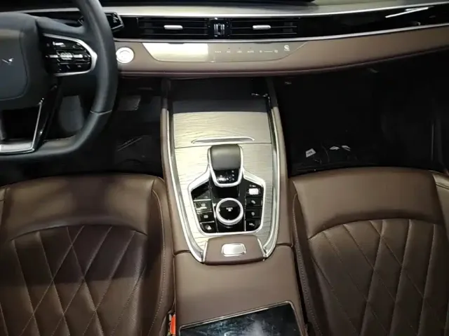 Chery Tiggo 8 PLUS — Фото автомобиля 13