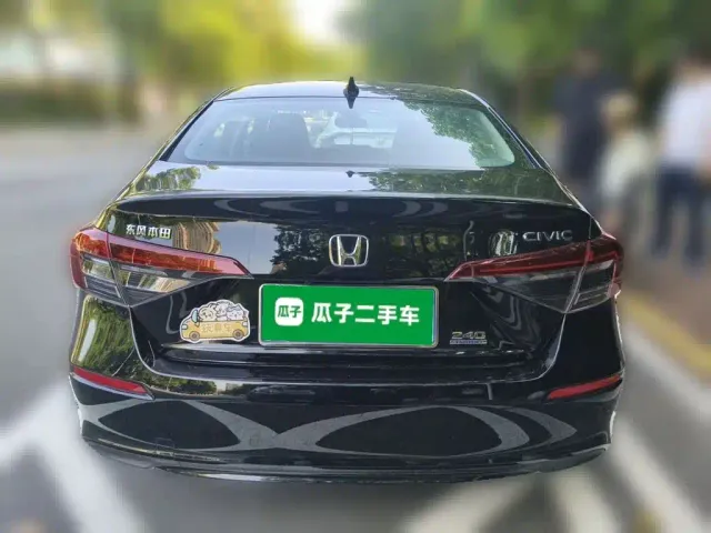 Honda Civic — Фото автомобиля 5