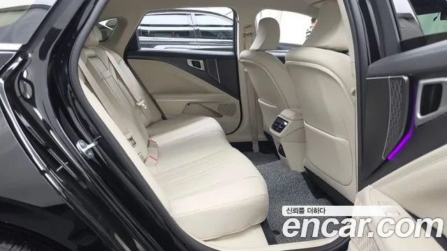 Kia K8 The New K8 2.5 Бензин 2WD — Фото автомобиля 12