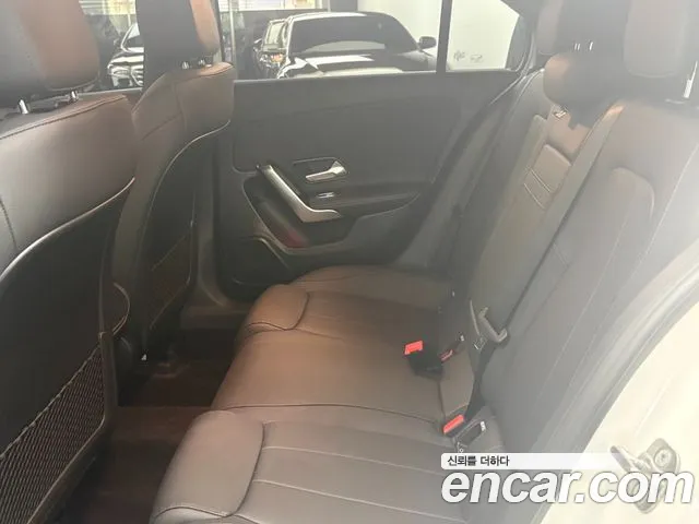 Mercedes-Benz A-Class W177 — Фото автомобиля 9