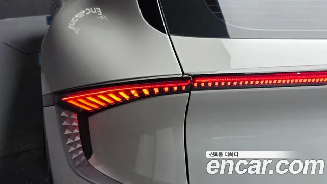 Kia EV6 — Фото автомобиля 8